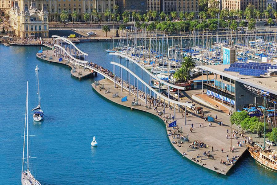 Port vell team building barcelona